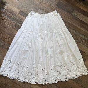 LIKE NEW Abercrombie & Fitch Maxi Midi Skirt with Eyelet Hem - sz M